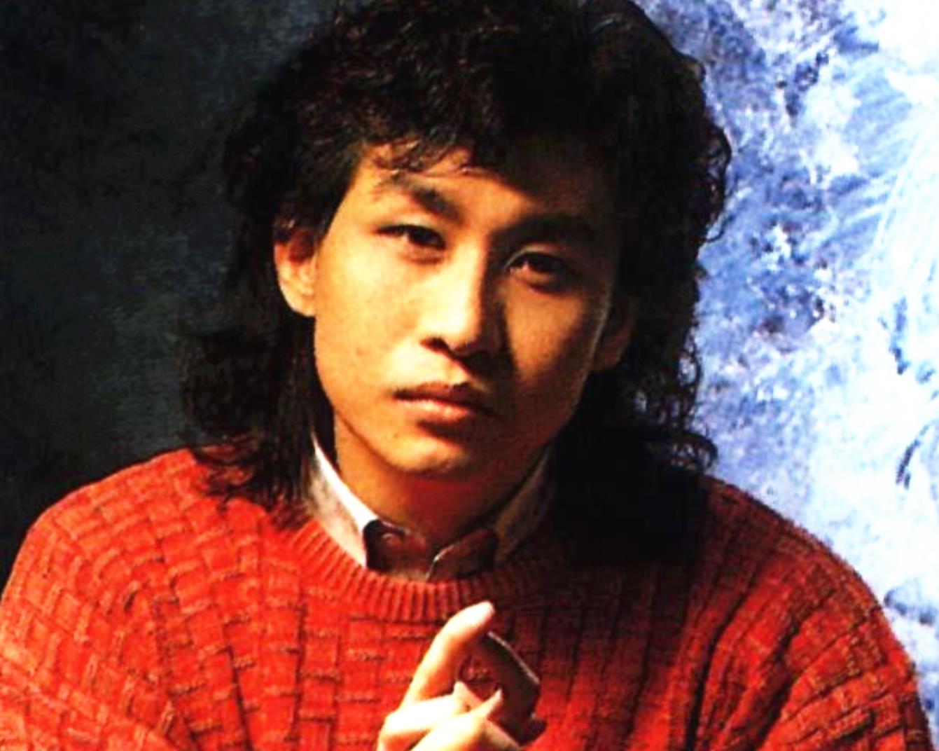 星星点灯主唱郑智化的妻子罕见露面,结婚22年后60岁的老郑