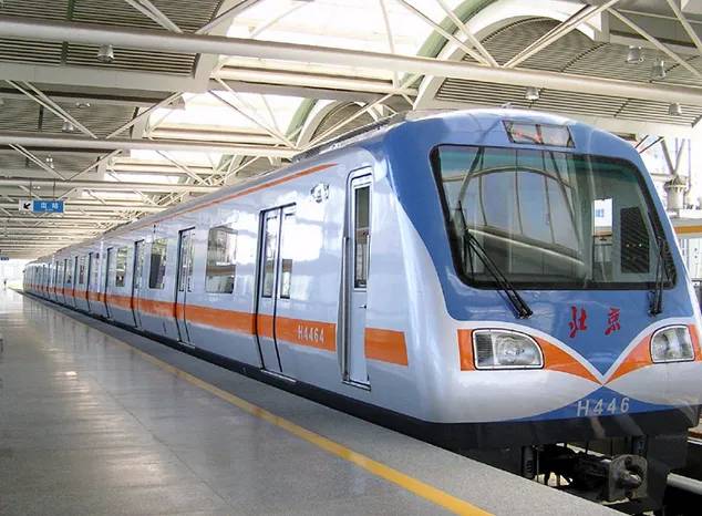 有的地铁叫Subway，还有的叫Metro，它们有区别吗？