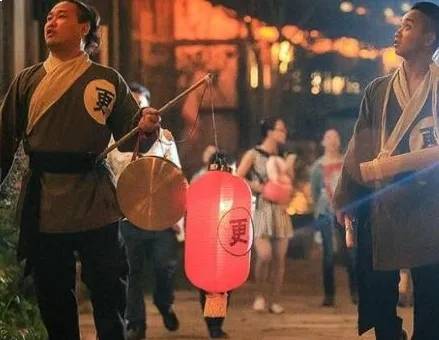 三更半夜精确之后到底是指的几点？揭秘古代打更人的秘密